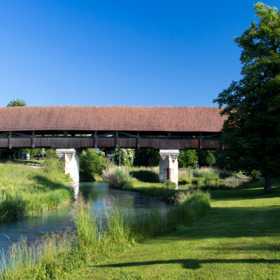 Die Aarberger Holzbrücke stammt aus dem Jahr 1568, erneuert wurde sie 1786