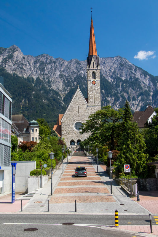 Schaan mit seiner St. Lauretius-Kirche war lange das religiöse Zentrum des Liechtensteinischen Oberlandes. 